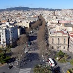 Die Straße La Rambla im Stadtteil Vella