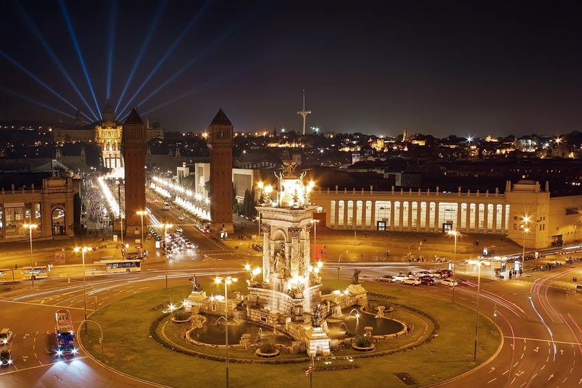 Nachtleben in Barcelona: Plaza Espana